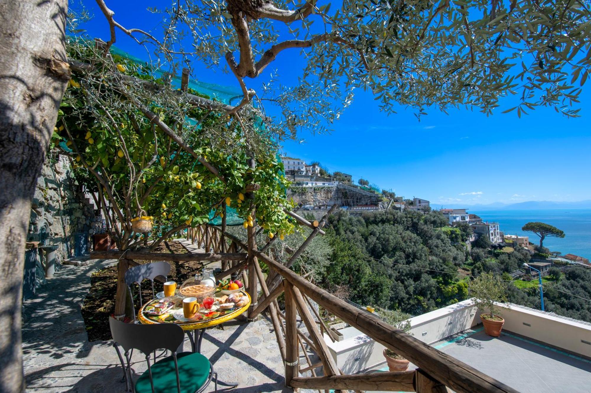 פורורה Le Contrade By Sosore Holiday Homes -Amalfi Coast מראה חיצוני תמונה