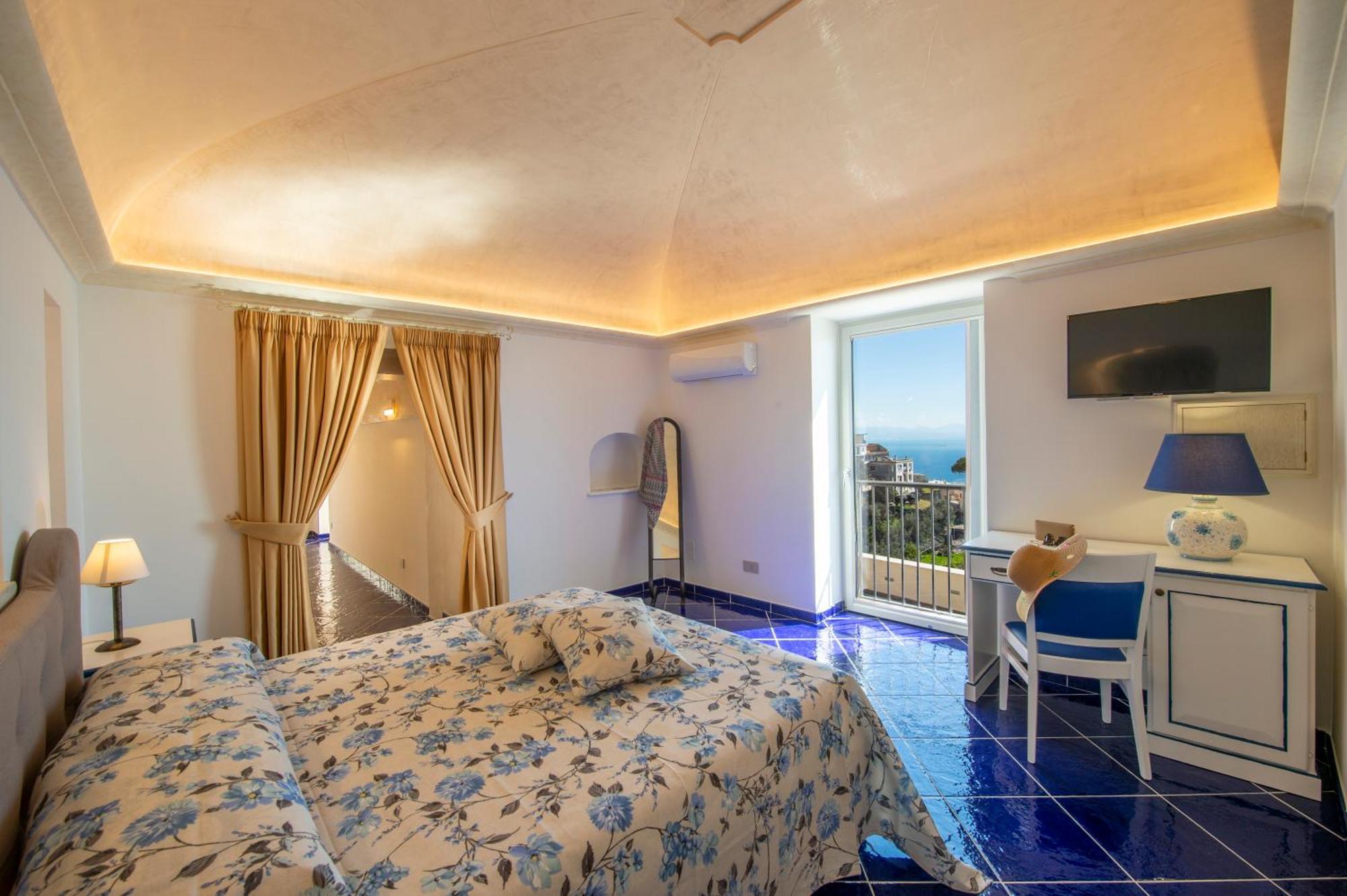 פורורה Le Contrade By Sosore Holiday Homes -Amalfi Coast מראה חיצוני תמונה