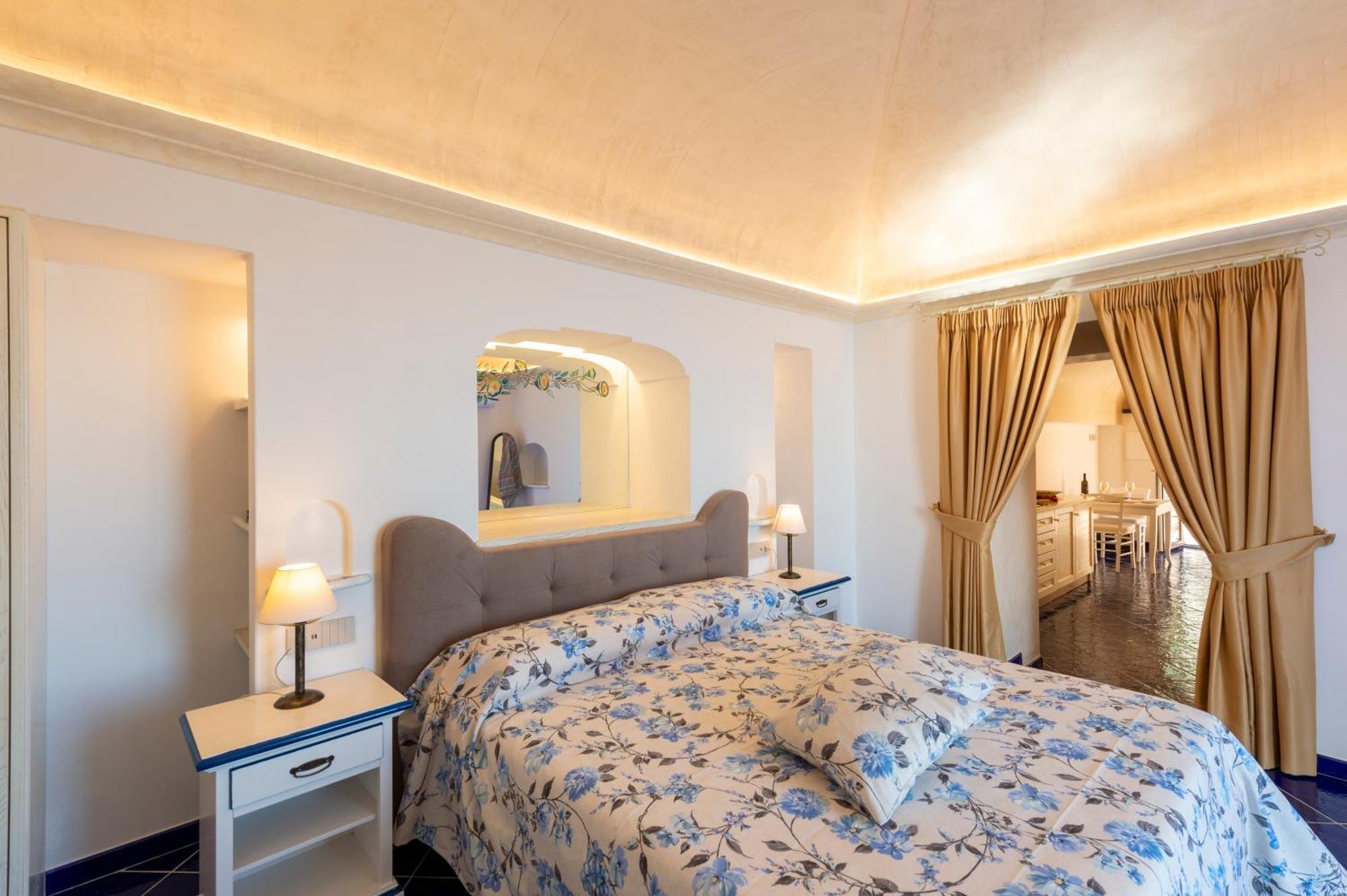 פורורה Le Contrade By Sosore Holiday Homes -Amalfi Coast מראה חיצוני תמונה